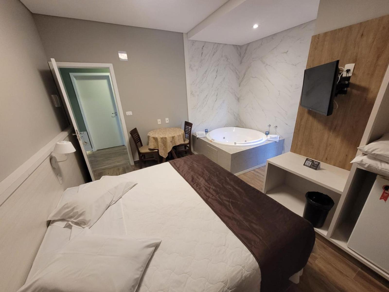 Hotel Emacite Flex Mafra Exteriör bild