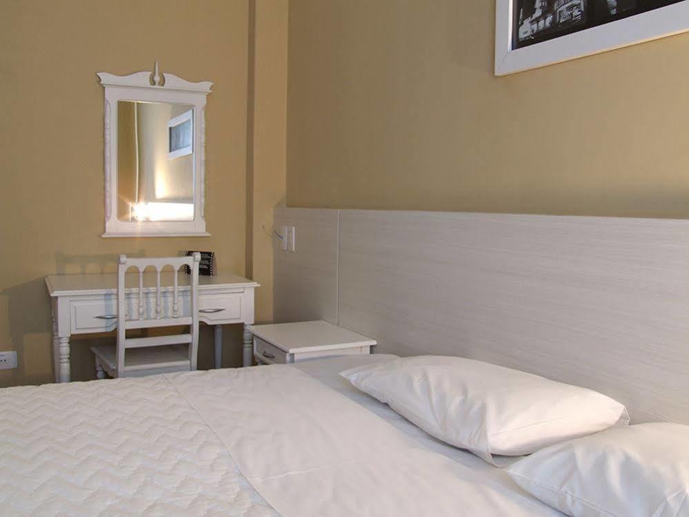 Hotel Emacite Flex Mafra Exteriör bild
